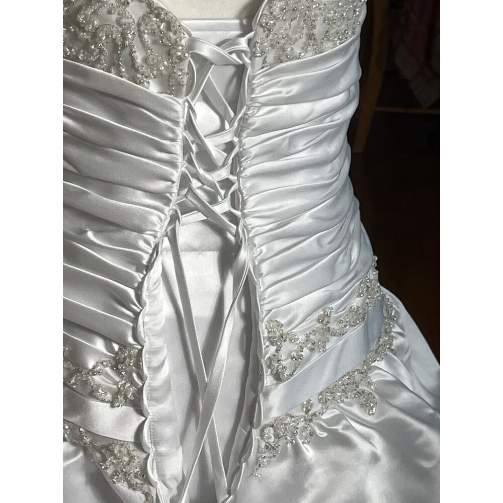 Maggie Sottero Imperial Gown Brielle Wedding Dress Strapless Bustle Train 12 - Picture 11 of 16